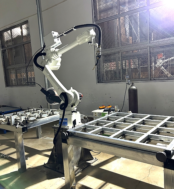 双工位2.1米臂长二保焊接机器人